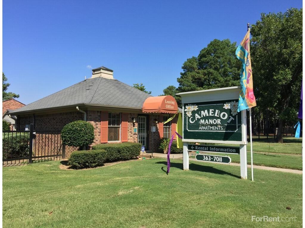 Camelot Manor - Photo 3 of 19