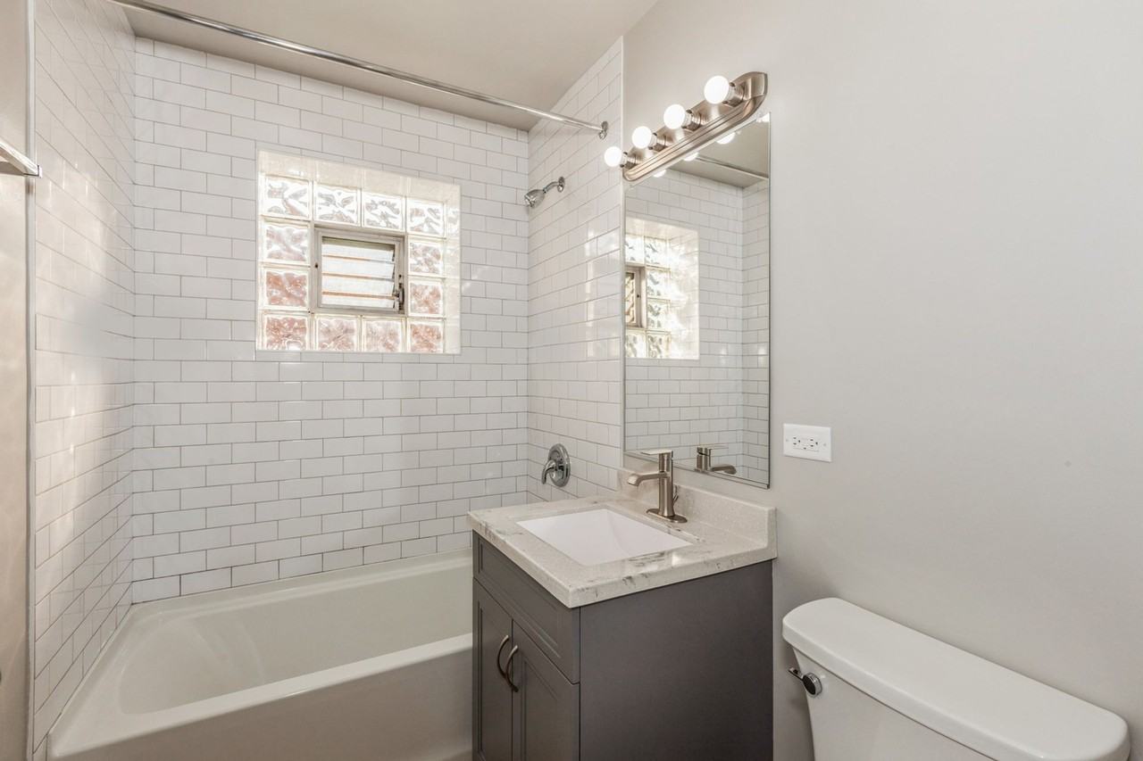97 E Blecke Ave - Photo 6 of 20