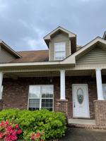 featured image of 310 Stratford Dr