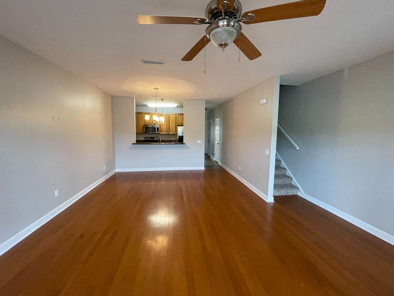 310 Stratford Dr - Photo 2 of 21