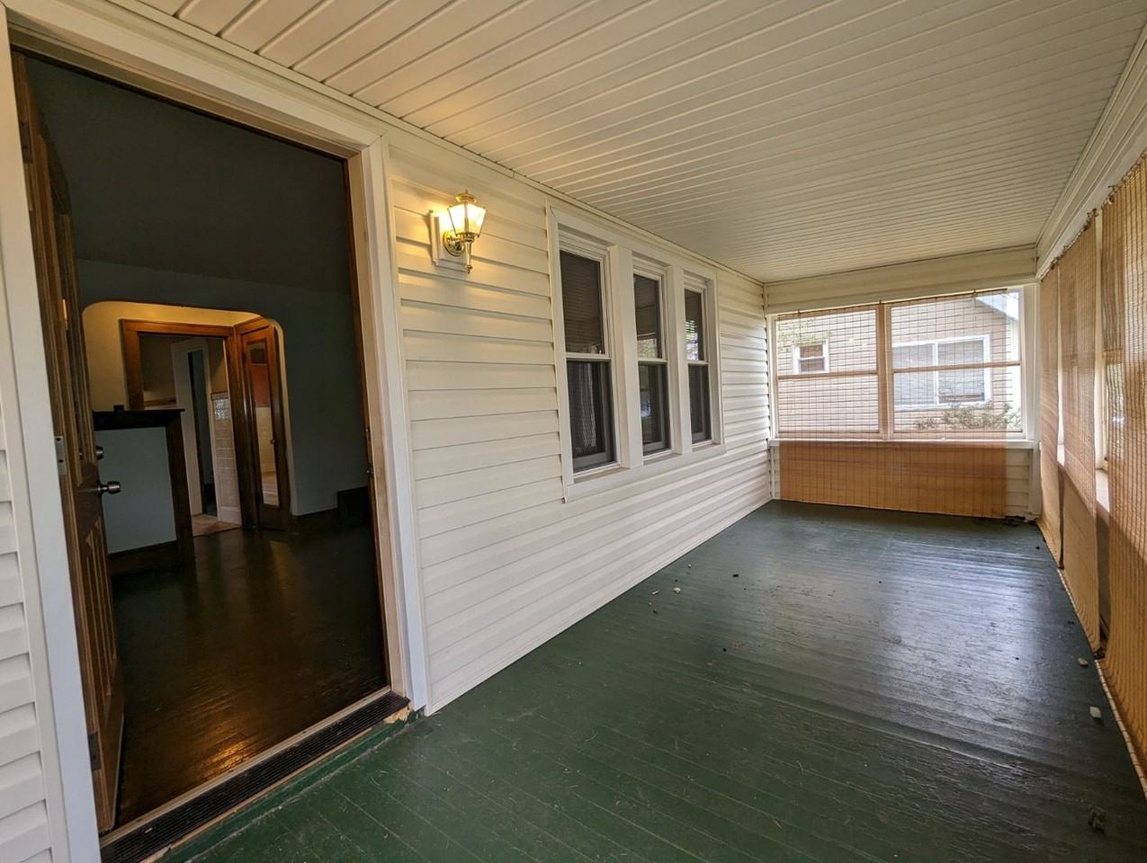 627 N Firestone Blvd - Photo 3 of 20