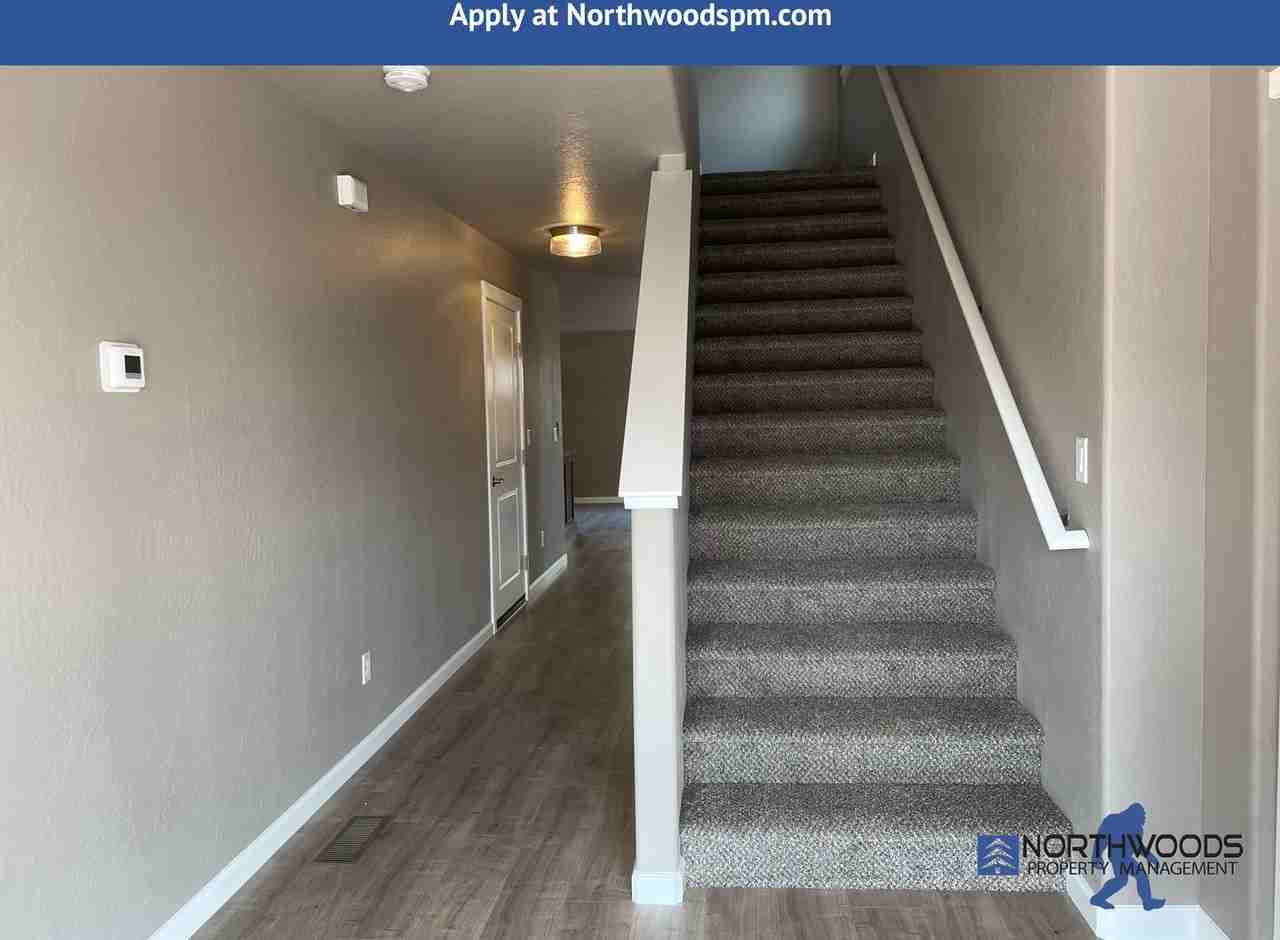 336 Everett Way - Photo 2 of 24