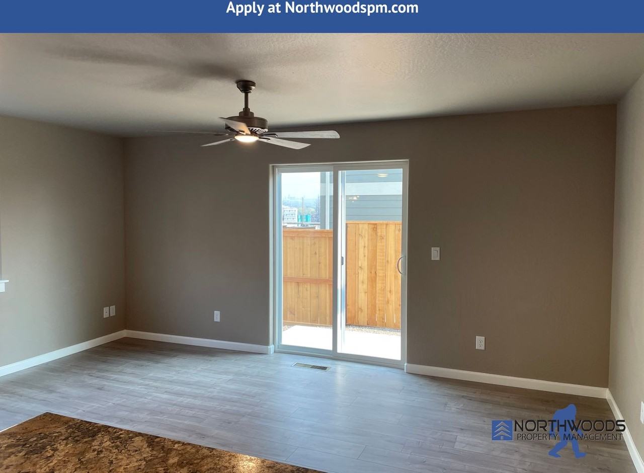 336 Everett Way - Photo 3 of 24