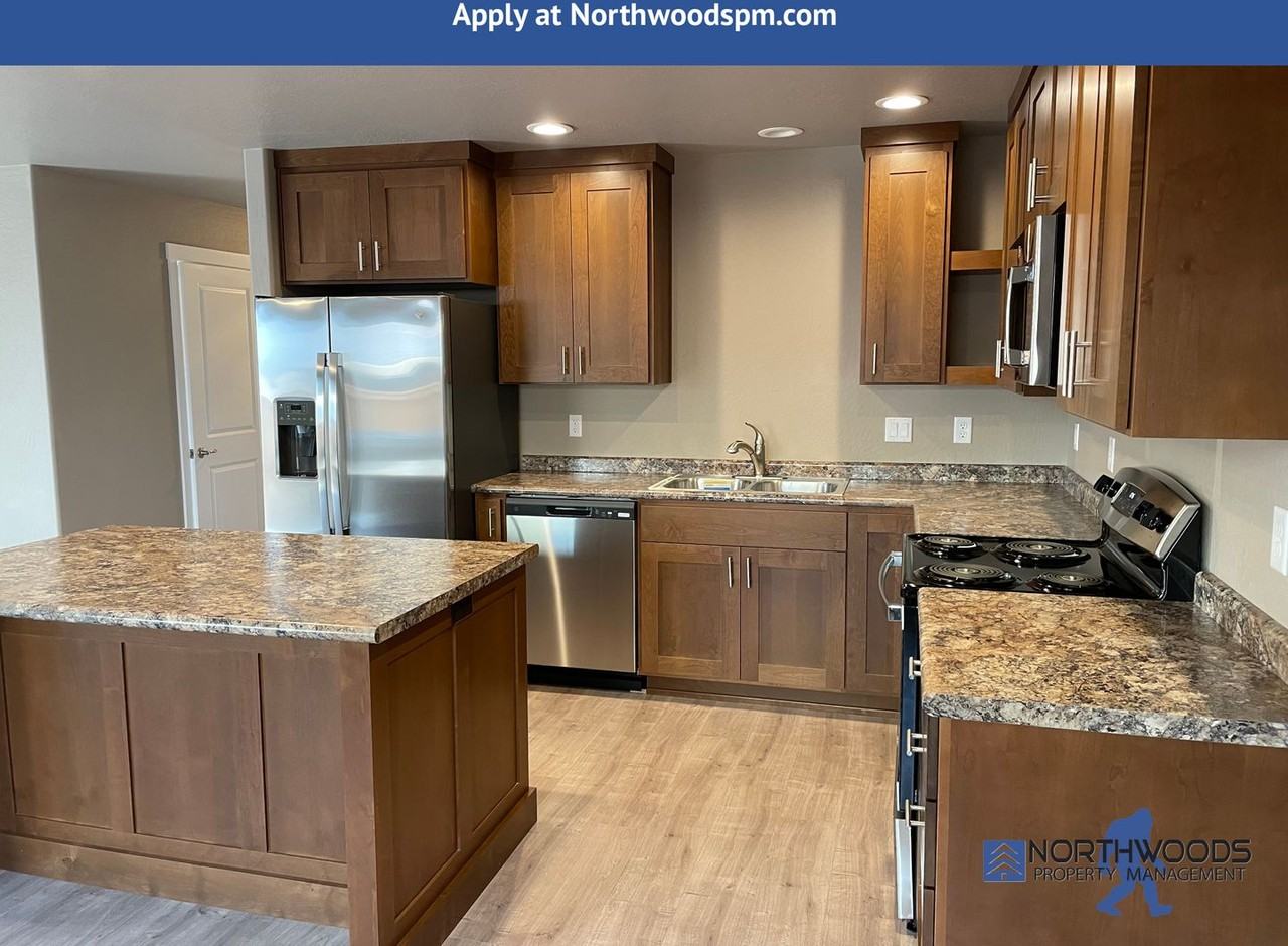 336 Everett Way - Photo 7 of 24