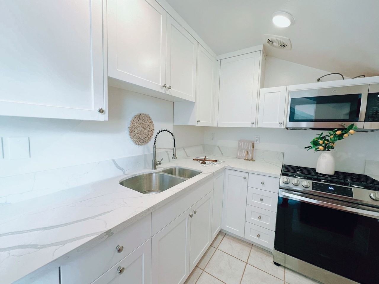 2498 Birchwood Way #2 - Photo 2 of 20