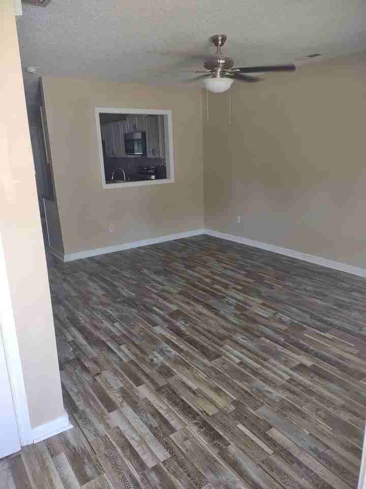 1137 Pueblo Dr - Photo 2 of 27