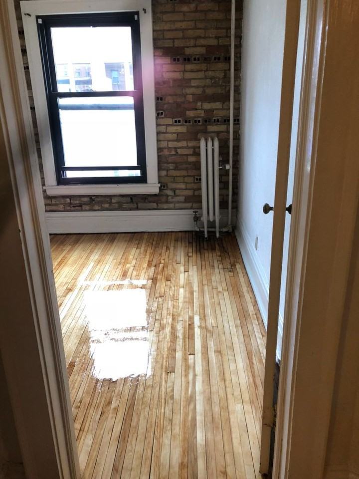 1204 Harmon Pl - Photo 3 of 19