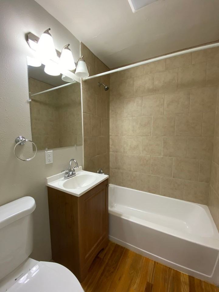 1503 E Bell Ave - Photo 4 of 12