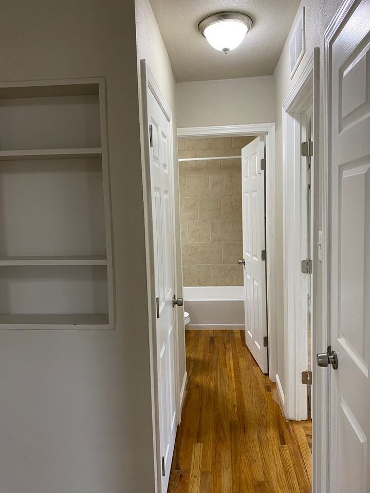 1503 E Bell Ave - Photo 7 of 12