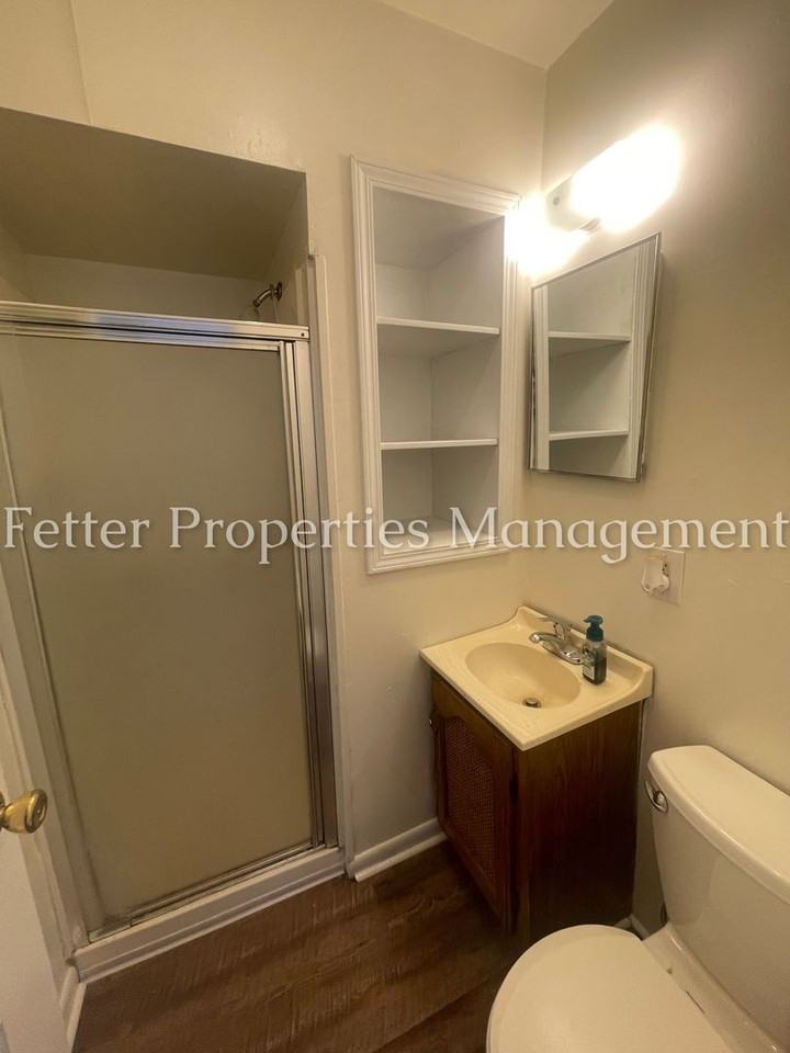 107 S Congress Ave - Photo 7 of 8