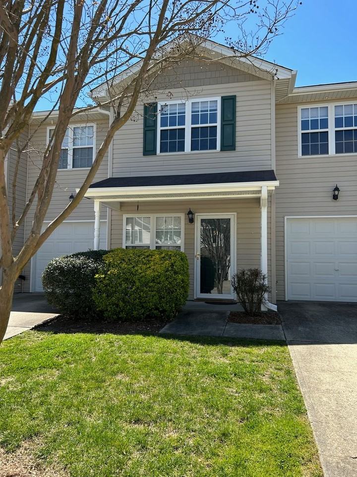 51 Lanceford Cir - Photo 2 of 44