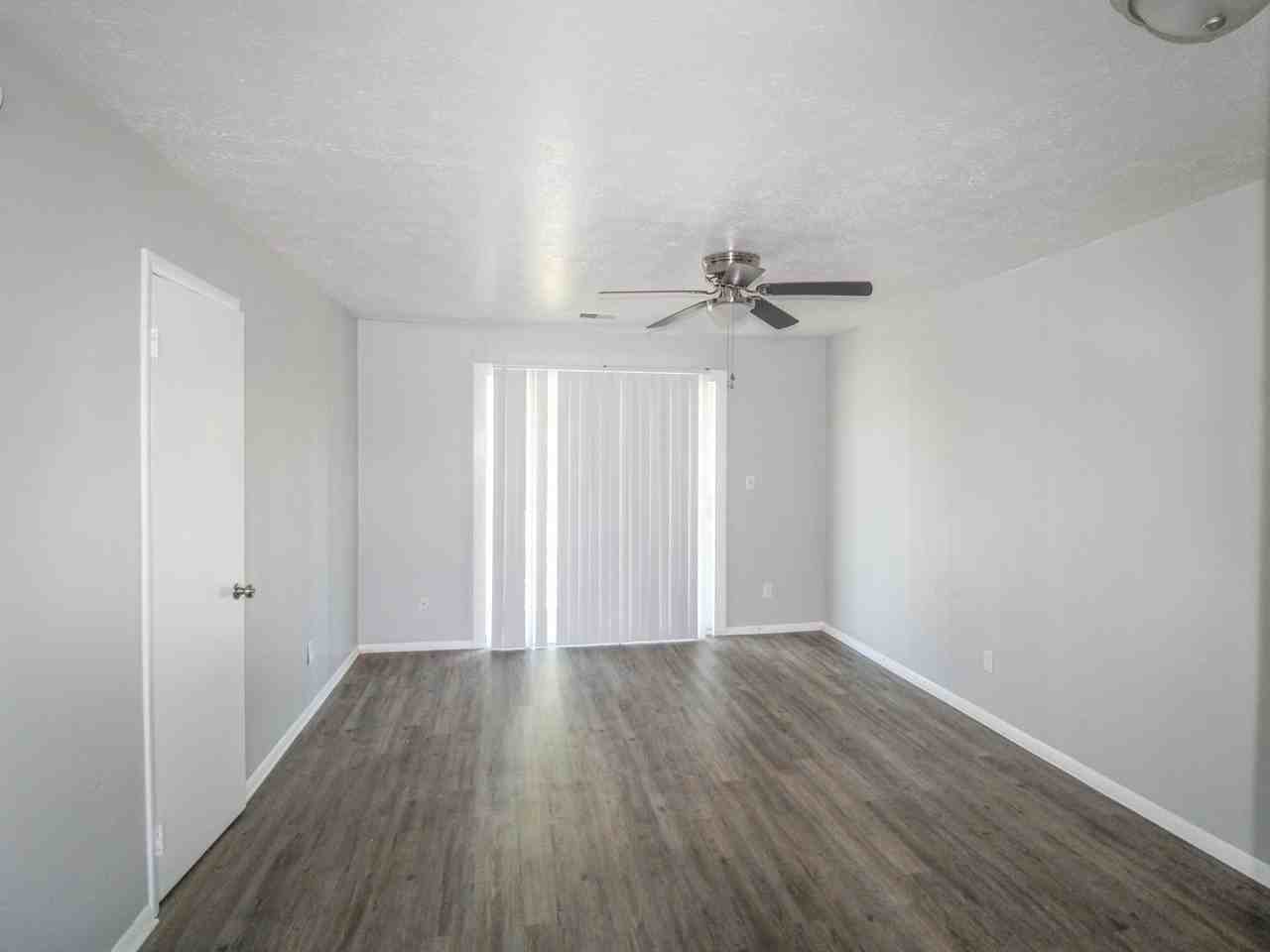 20609 Elkton Road - Photo 2 of 13