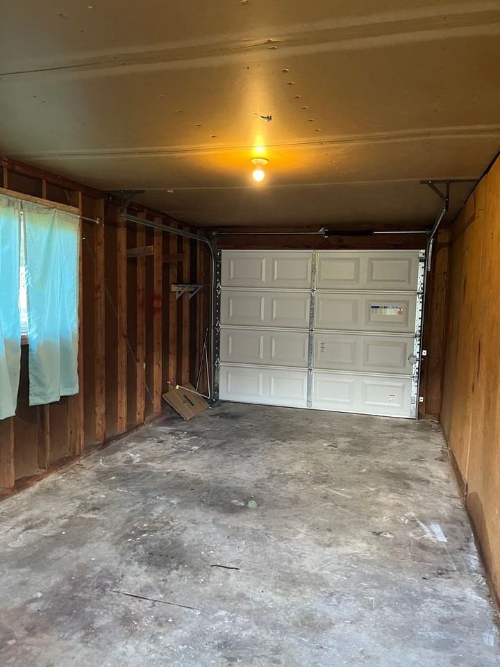 2201 N 20th Pl - Photo 3 of 10