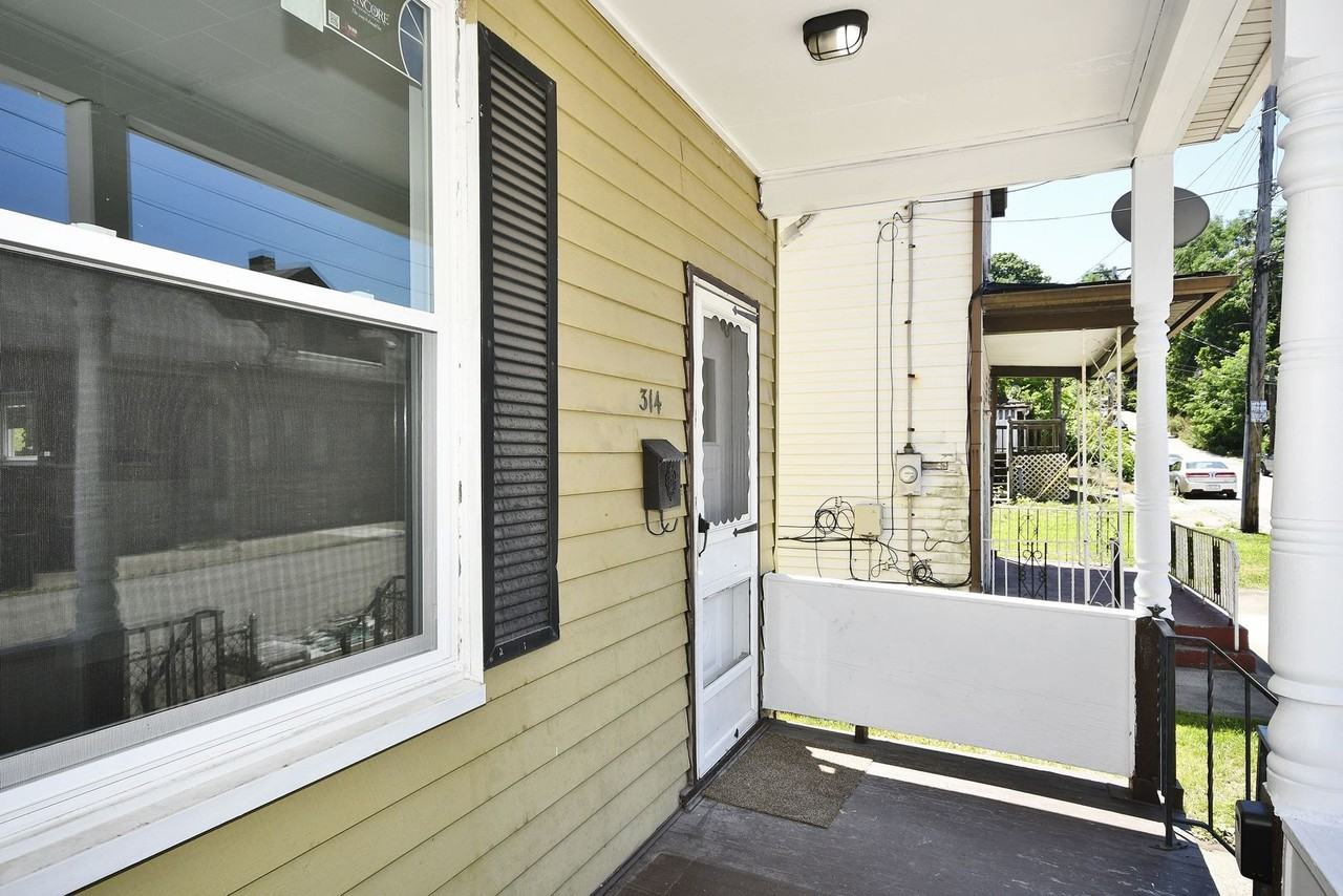 314 N Holland Ave - Photo 3 of 25