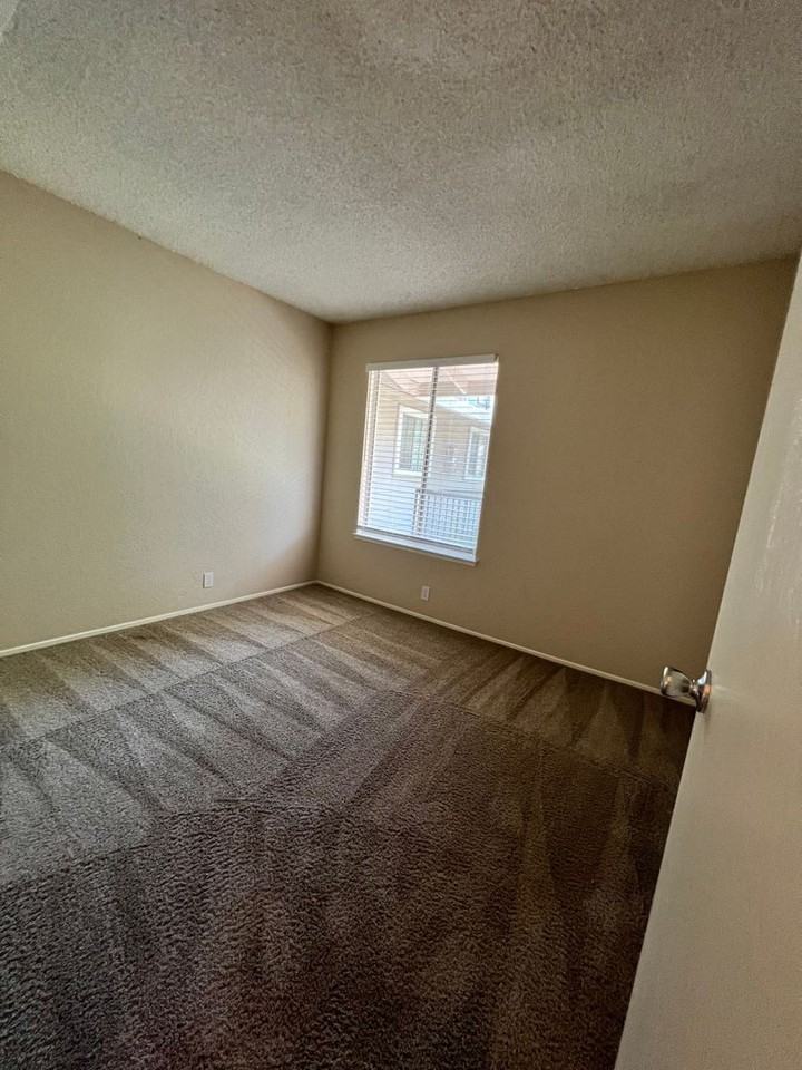 Garden West One Apartments - Photo 5 of 21