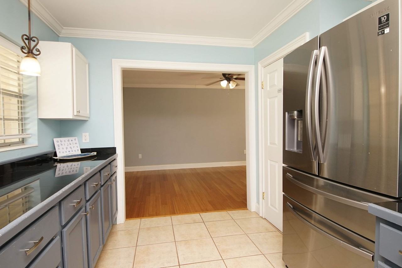 1016 Pine Lake Dr - Photo 7 of 31