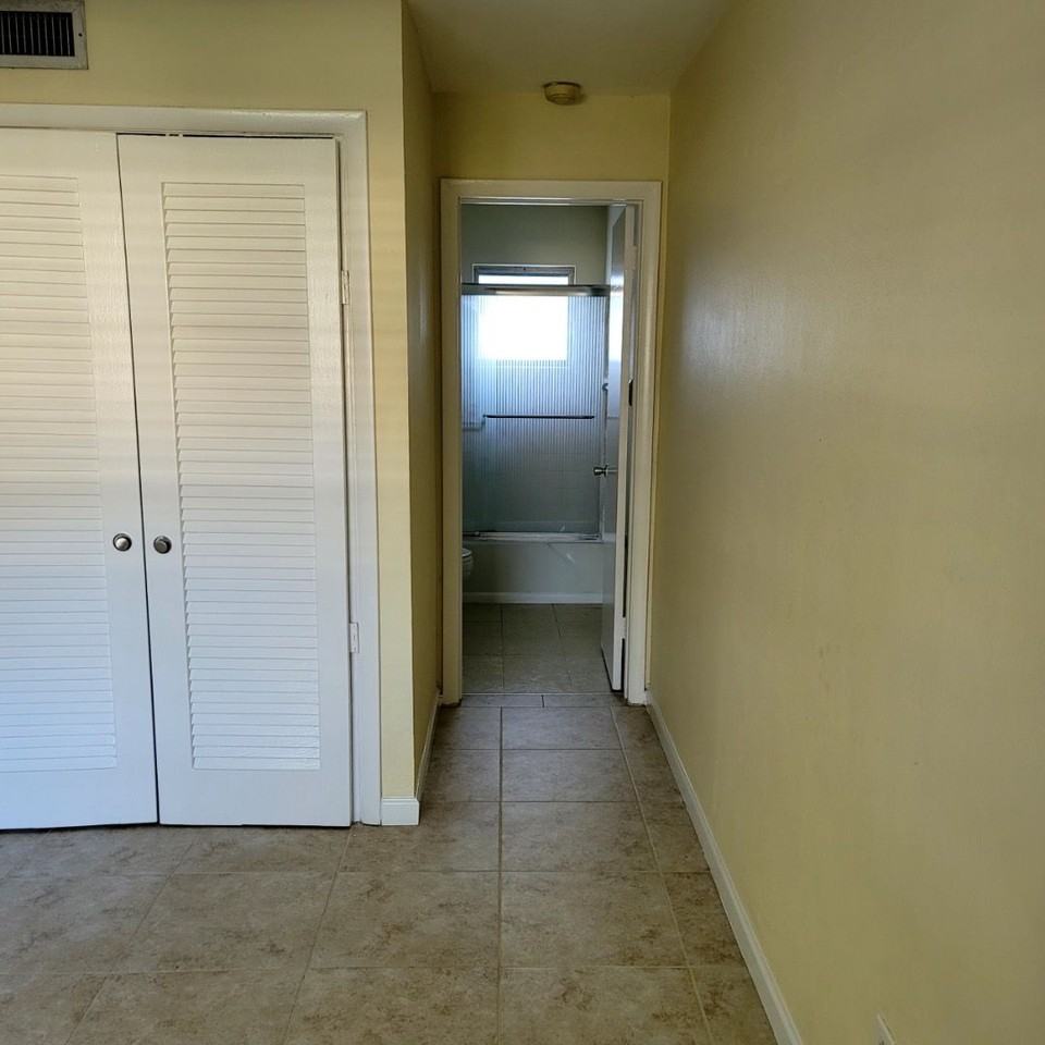 570 Royal Palm Blvd #2 - Photo 3 of 6