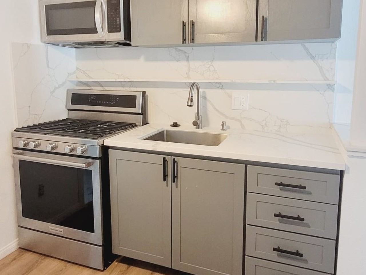 5085 Orange Ave - Photo 2 of 12