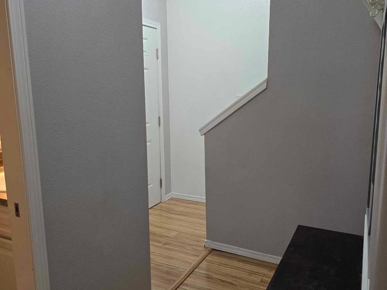 3807 Easthaven Ave - Photo 4 of 33