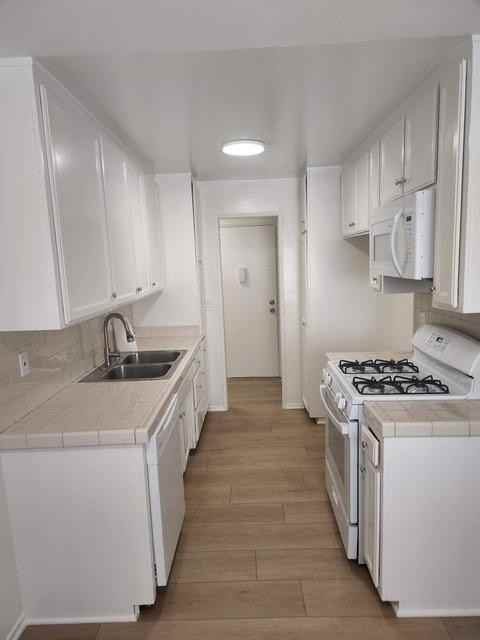 1650 Federal Ave - Photo 3 of 14