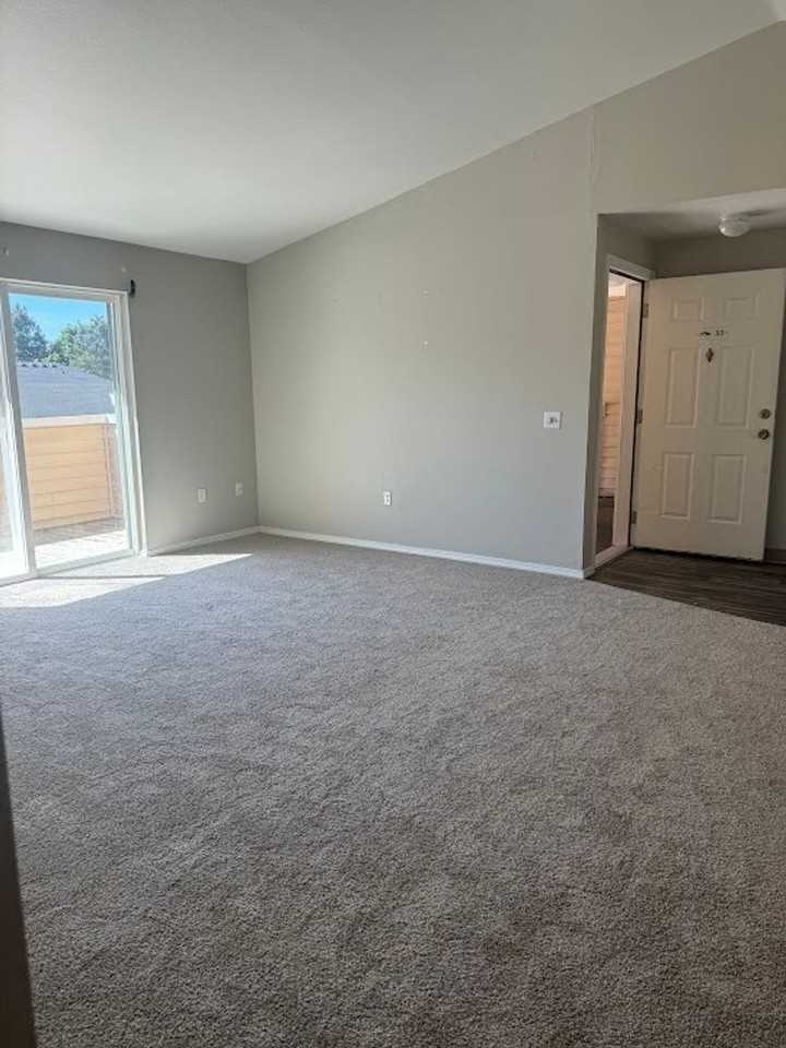 16936 Southeast Powell Boulevard #66 - Photo 3 of 18