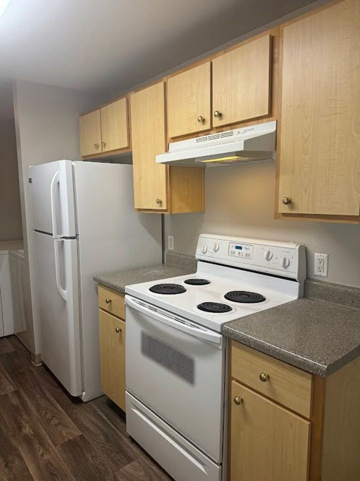 16936 Southeast Powell Boulevard #66 - Photo 7 of 18