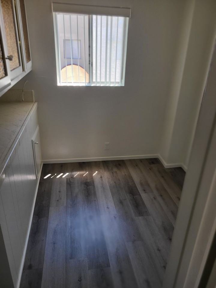 074 - Amber Court Apartments - Photo 7 of 15