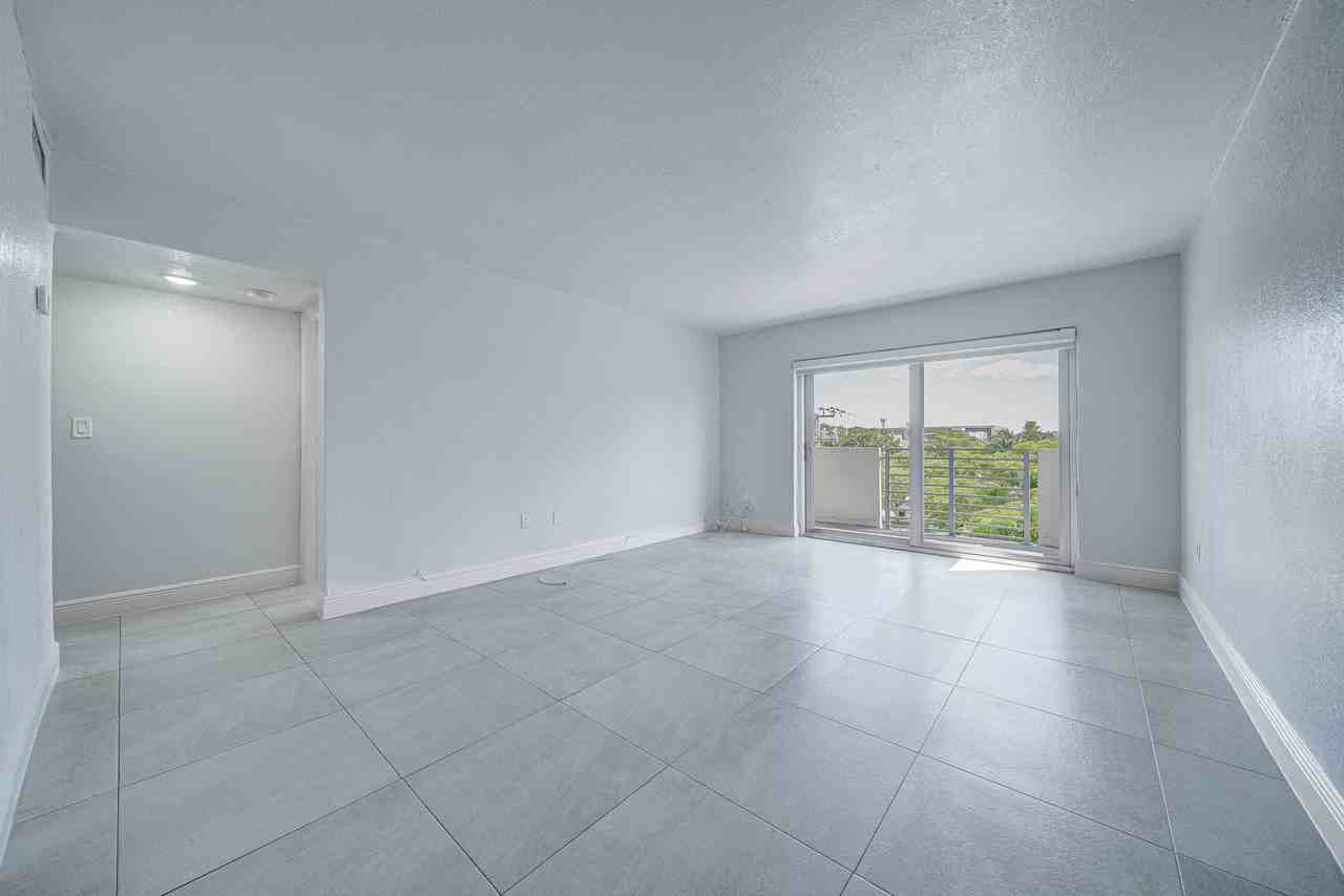 Prestige Vista Apartments - Photo 4 of 15