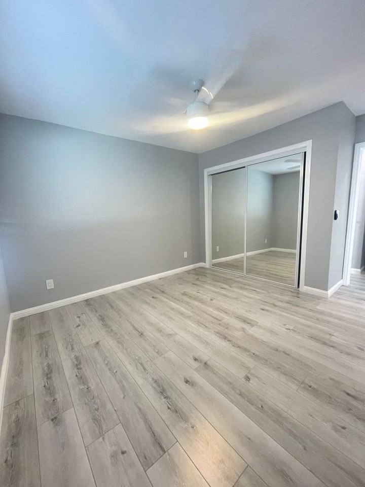 2011 Nelson Ave #5 - Photo 6 of 9