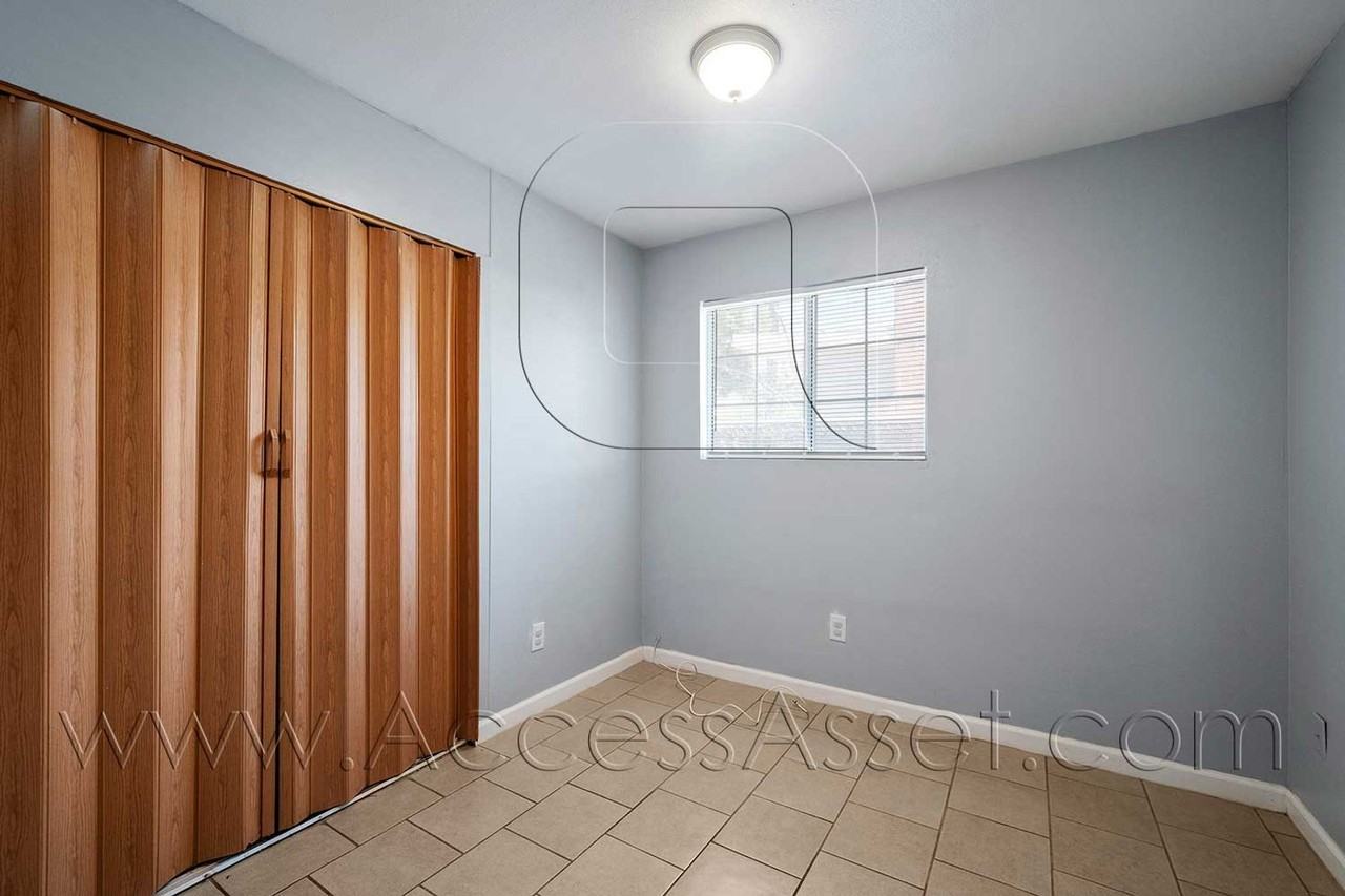 23865 Goetz Dr - Photo 7 of 28