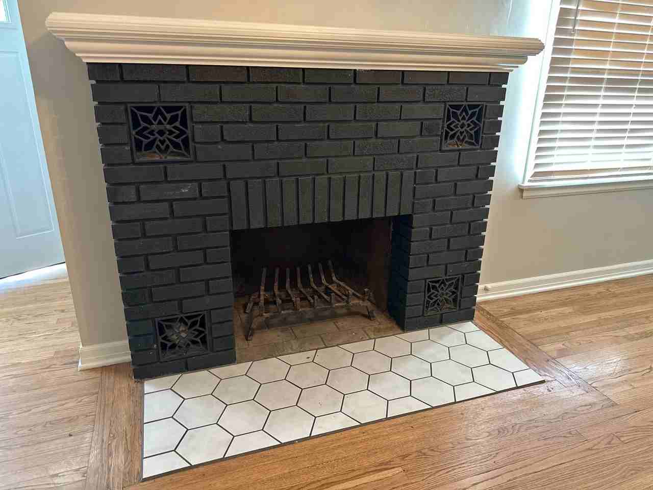 2915 S Pearl Ave - Photo 2 of 26