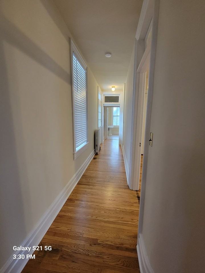 110 S Broad St - Photo 3 of 21