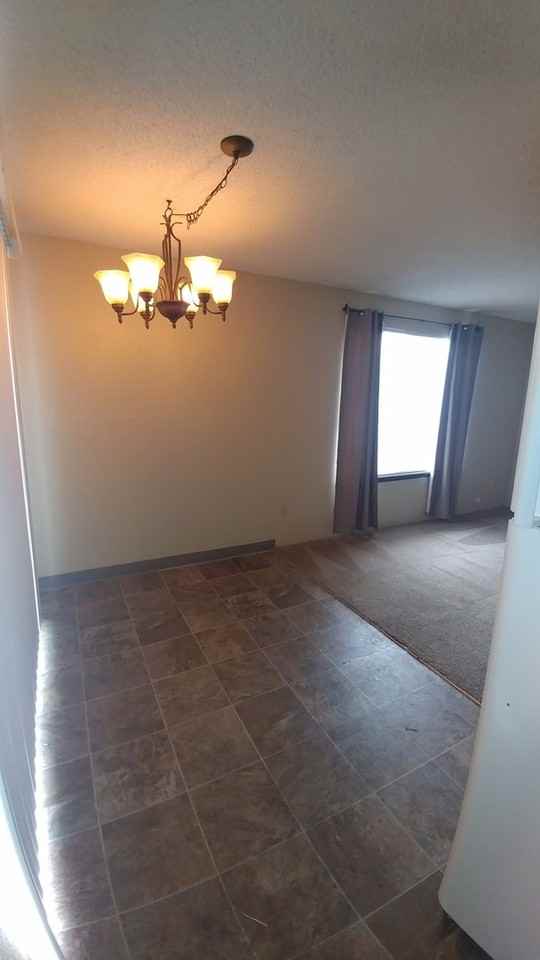 319 N Fillmore - Photo 3 of 10