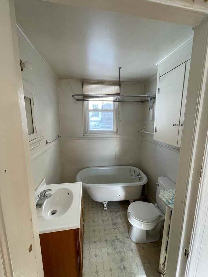 2125 E Superior St - Photo 6 of 25