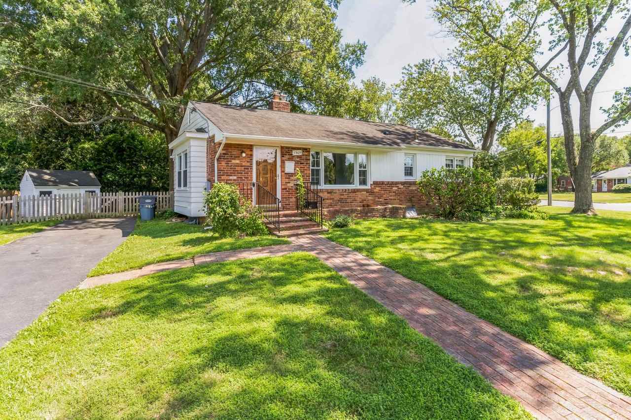 7905 Wellington Rd - Photo 2 of 38