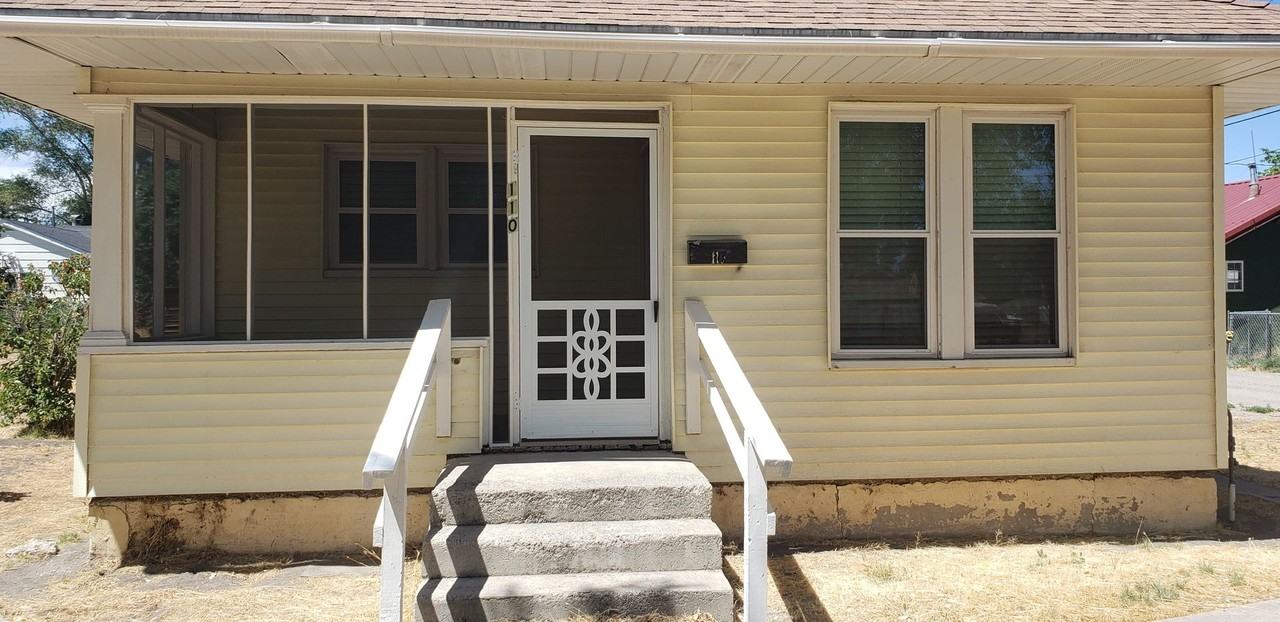 110 E Bridge St - Photo 2 of 18