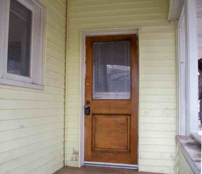 110 E Bridge St - Photo 3 of 18