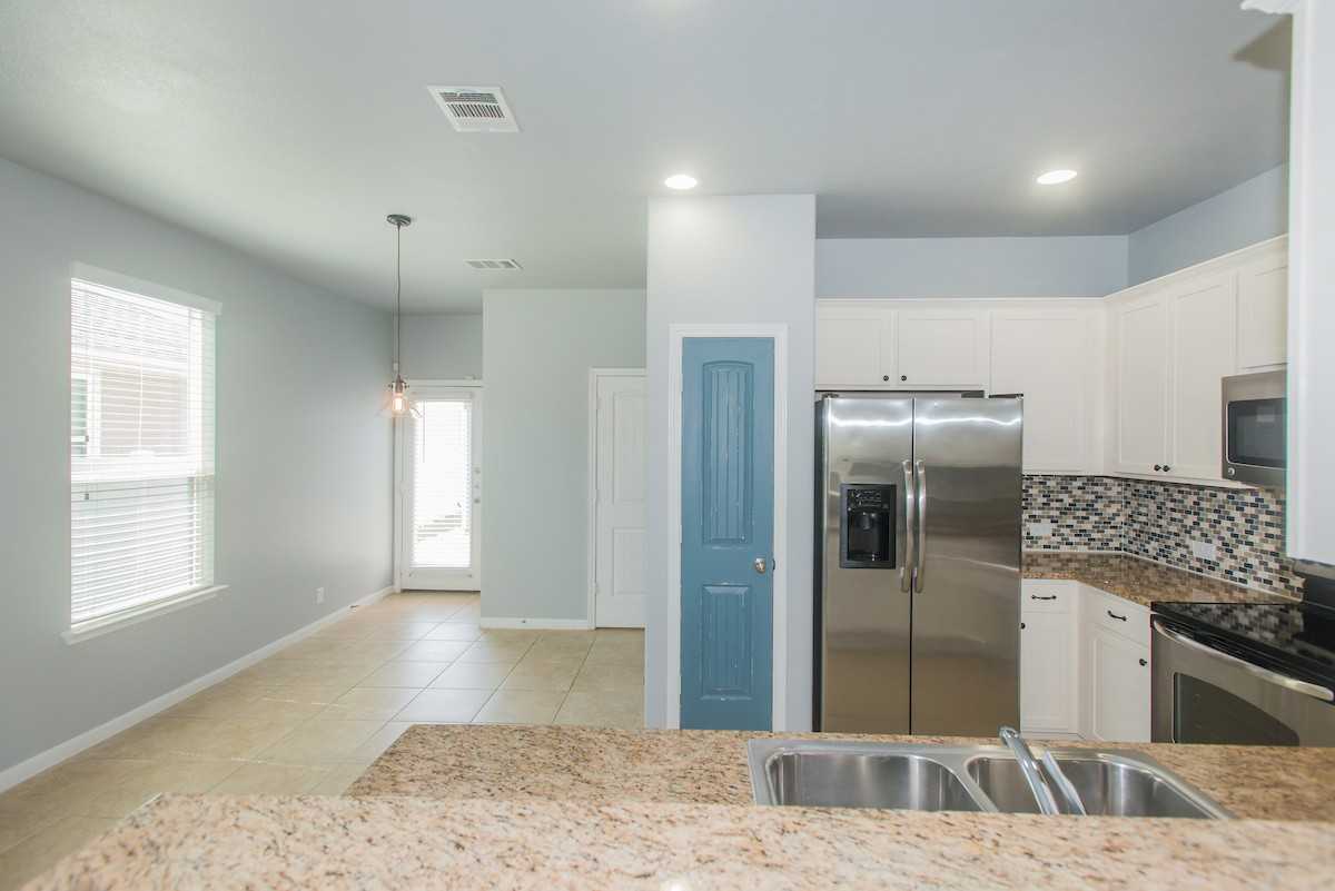 937 Alamo Plaza Dr - Photo 7 of 21