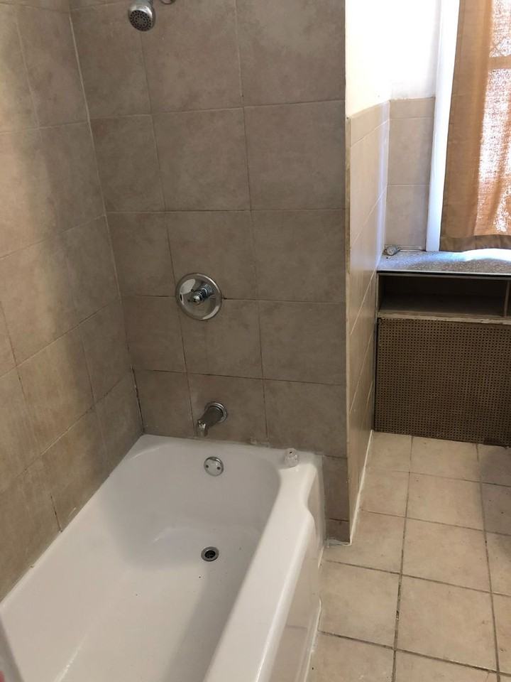 102 Taylor St - Photo 3 of 12