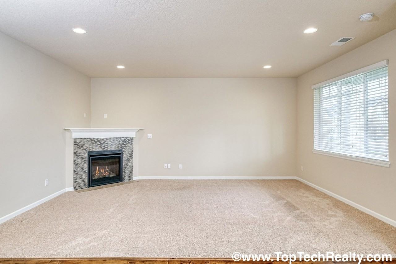 7226 Nw Abigail Ter - Photo 3 of 26