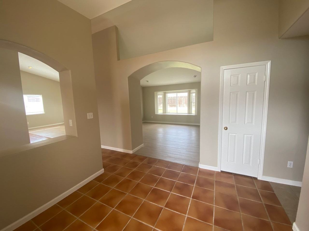 3900 Cairns Ct - Photo 2 of 17