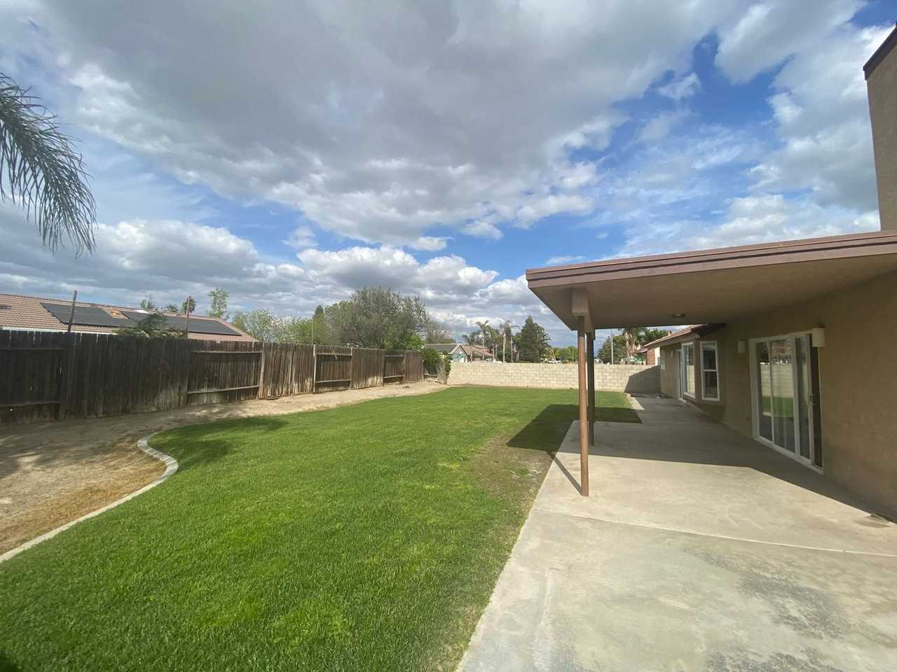3900 Cairns Ct - Photo 3 of 17