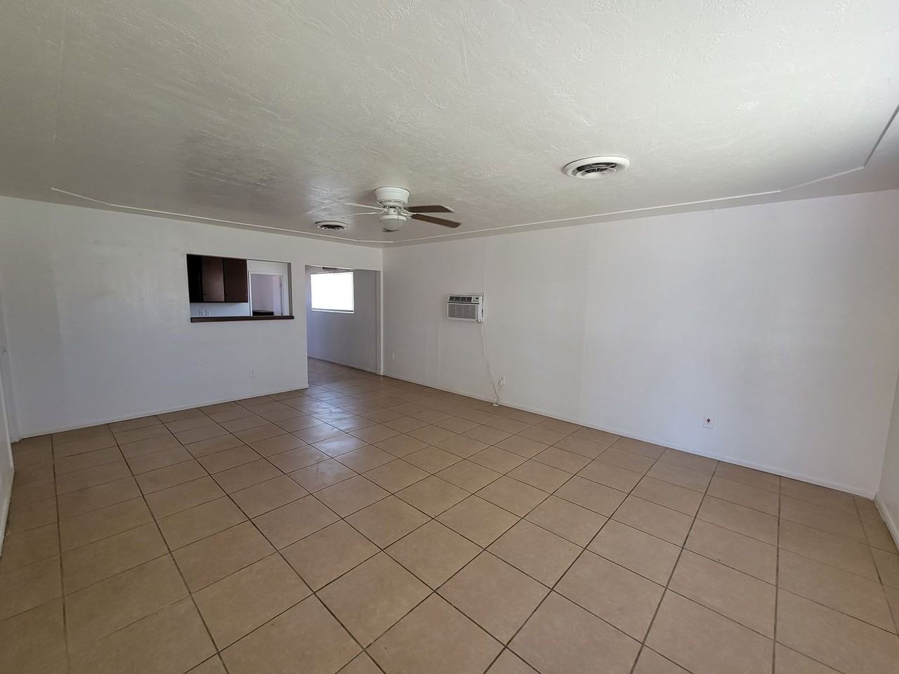 1252 K St - Photo 2 of 15