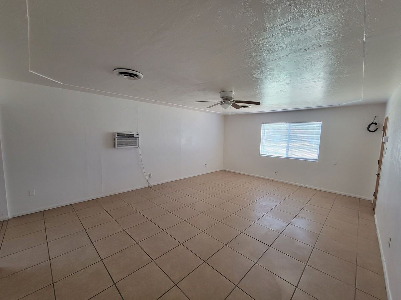1252 K St - Photo 3 of 15