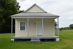 featured image of 1834 Bayou Rd