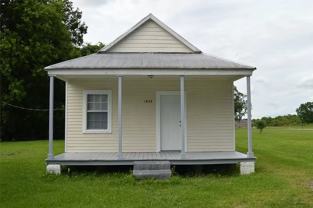 1834 Bayou Rd - Photo 1 of 1