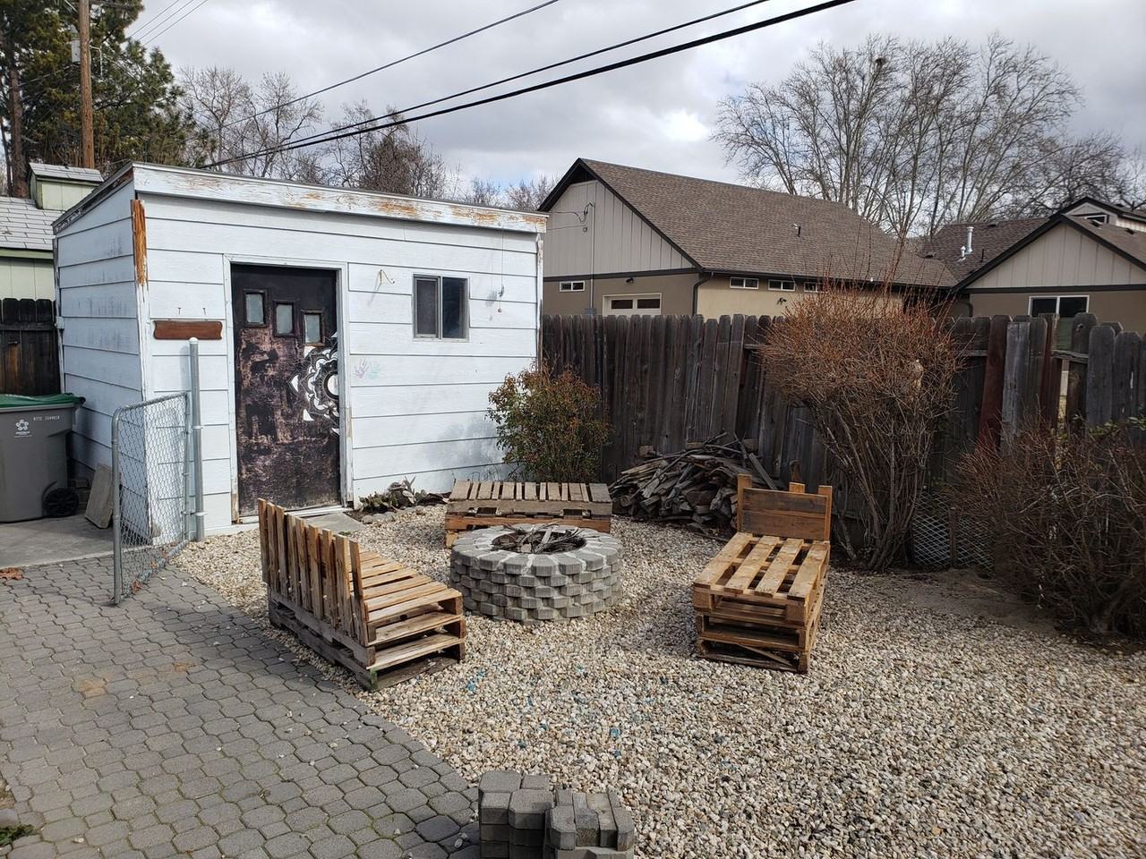 2930 N 38th St - Photo 4 of 15