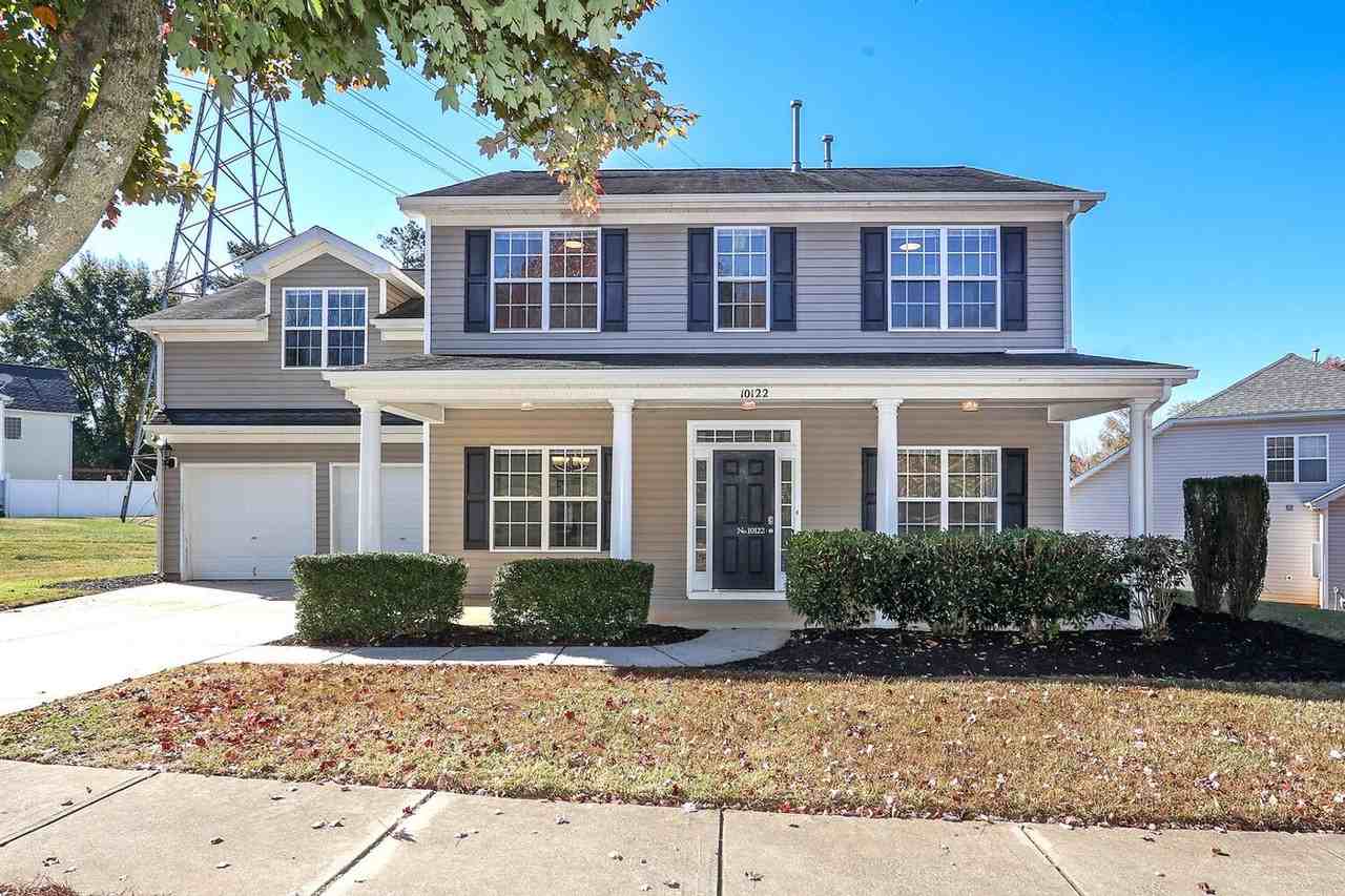 10122 Victoria Blake Drive - Photo 2 of 45