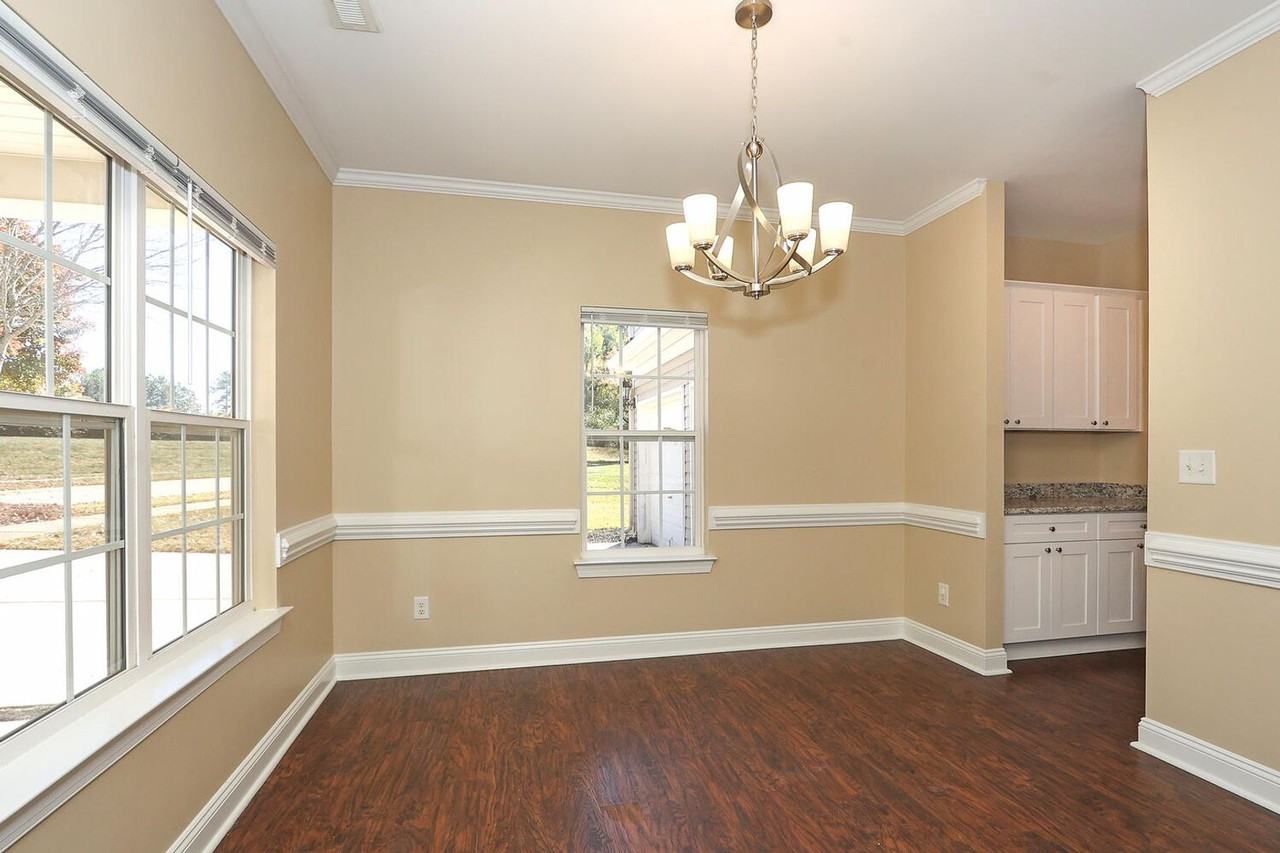 10122 Victoria Blake Drive - Photo 6 of 45