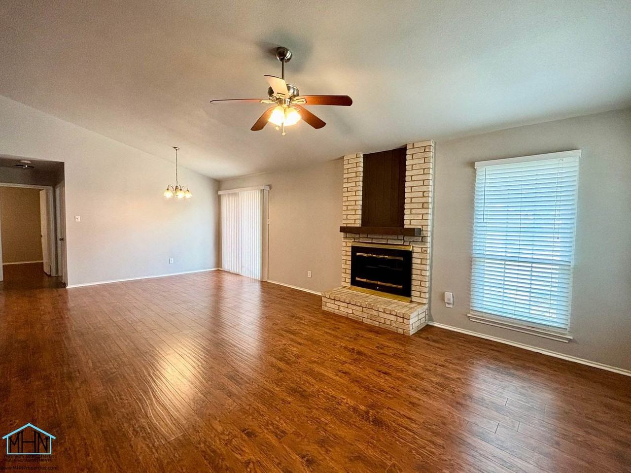 12002 Stoney Dr - Photo 3 of 12